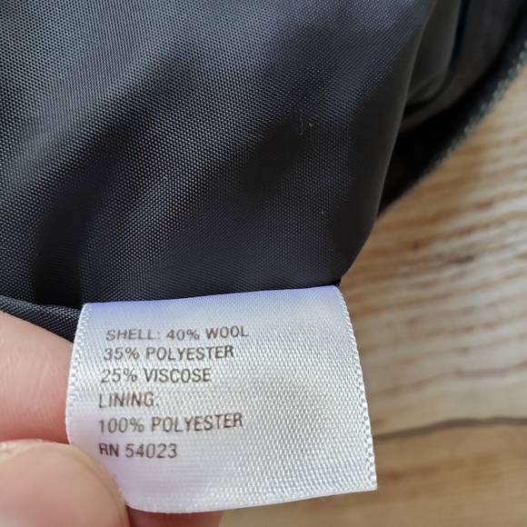 Old Navy Black White Wool Mix Mini Skirt 6 - Picture 6 of 9